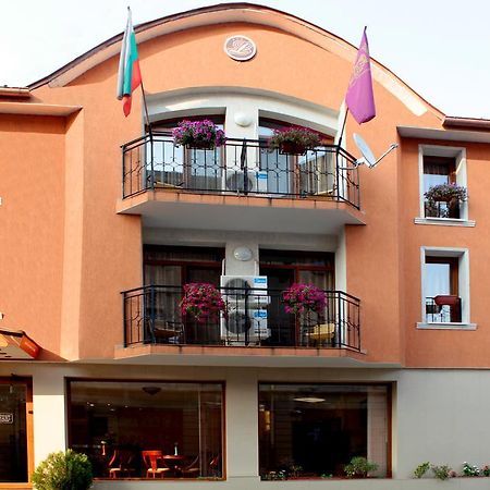 Lucky Hotel Veliko Tarnovo Exteriér fotografie